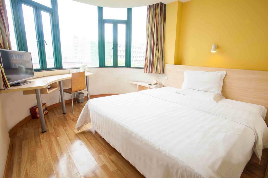 7Days Inn Chengdu Wuda Garden Quarto foto